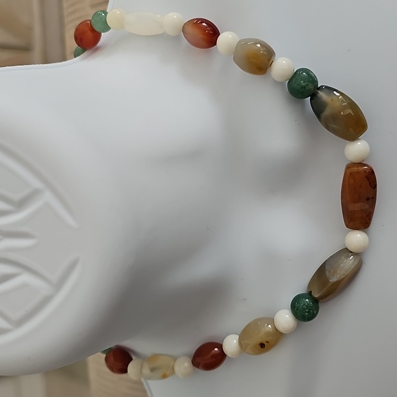 Vintage Semi-Precious Gemstone Beaded Necklace - Picture 5 of 11